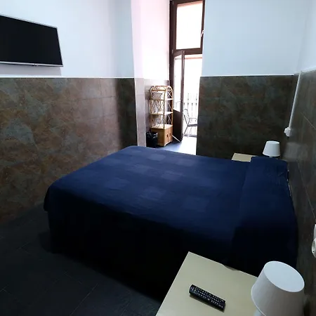 Гостевой дом Lenin Барселона