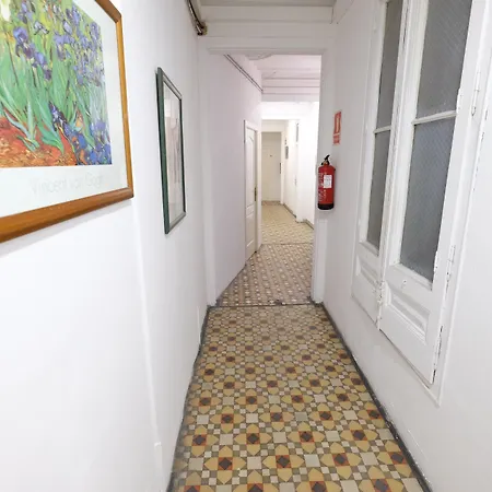 Lenin Гостевой дом Барселона