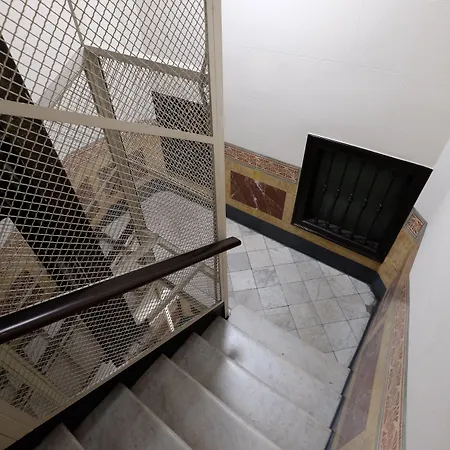 Lenin Гостевой дом Барселона