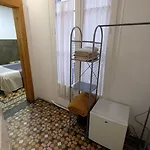 Lenin بيت ضيافة برشلونة