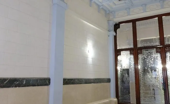Lenin Casa de hóspedes 2*